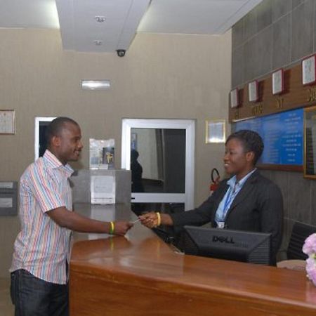 Robin Hood Inn Ogbodjo Interno foto